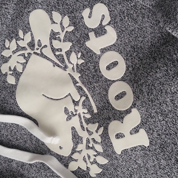 Roots Salt & Pepper Kanga - Picture 2 of 6